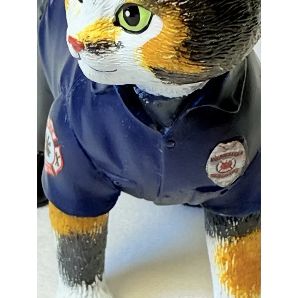 Hamilton Furr-ever Firefighter Hooks & Ladders Cat Figurine